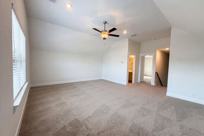 Photo 8 of 27 of 5815 Shoreline Dr, Rockvale, TN