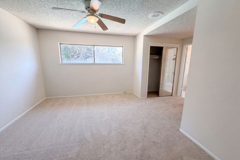 Photo 4 of 20 of 5947 Arden Ave, Highland, CA