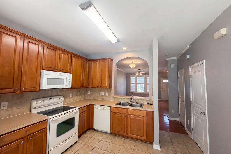 Photo 6 of 17 of 7839 Spungold St, Raleigh, NC
