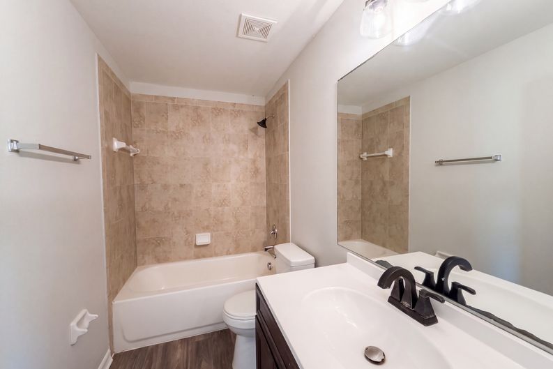 Photo 9 of 20 of 705 5th St, Wildwood, FL