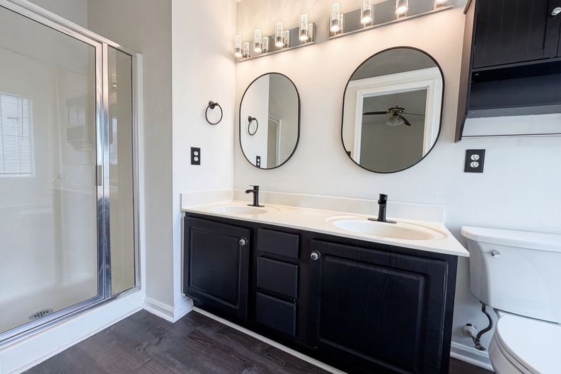Photo 6 of 16 of 12525 Panthersville Dr, Charlotte, NC