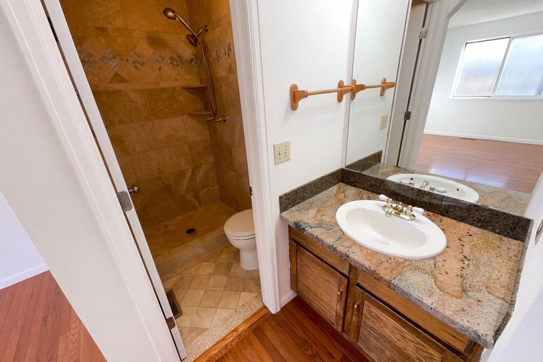 Photo 6 of 21 of 17753 E Bethany Pl, Aurora, CO