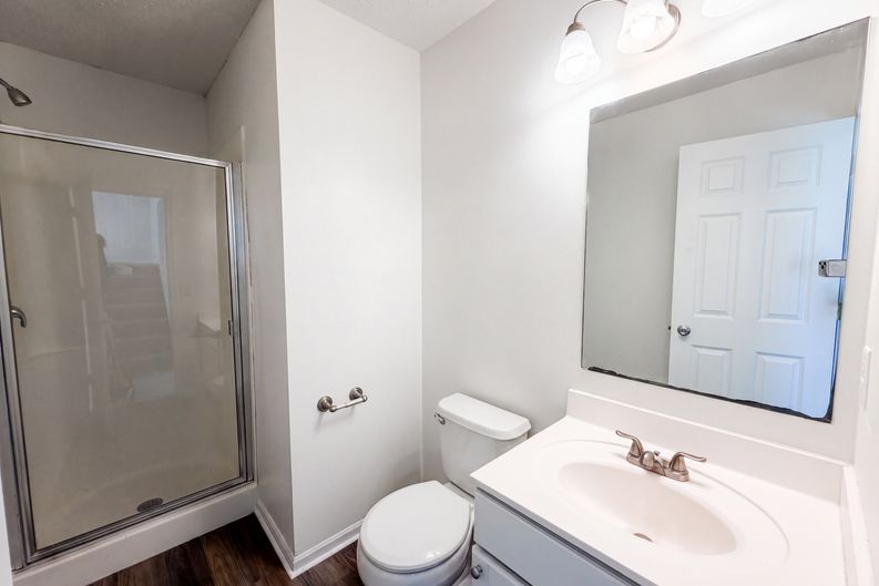 Photo 15 of 20 of 7476 Hampton Ln, Shakopee, MN