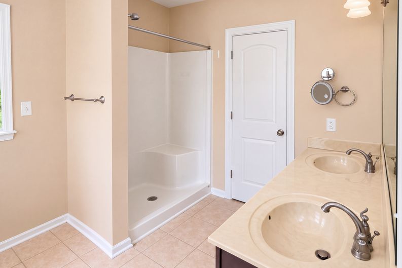 Photo 10 of 22 of 6413 Autumn Mist Way, Chesterfield, VA
