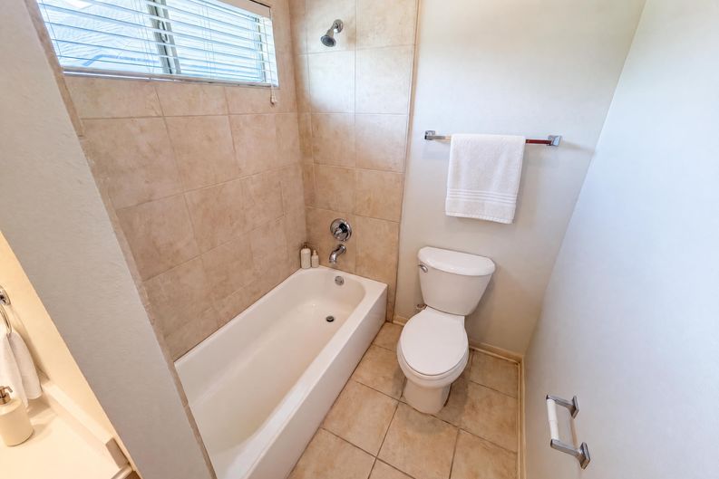 Photo 21 of 36 of 15822 Maple Shores Dr, Houston, TX