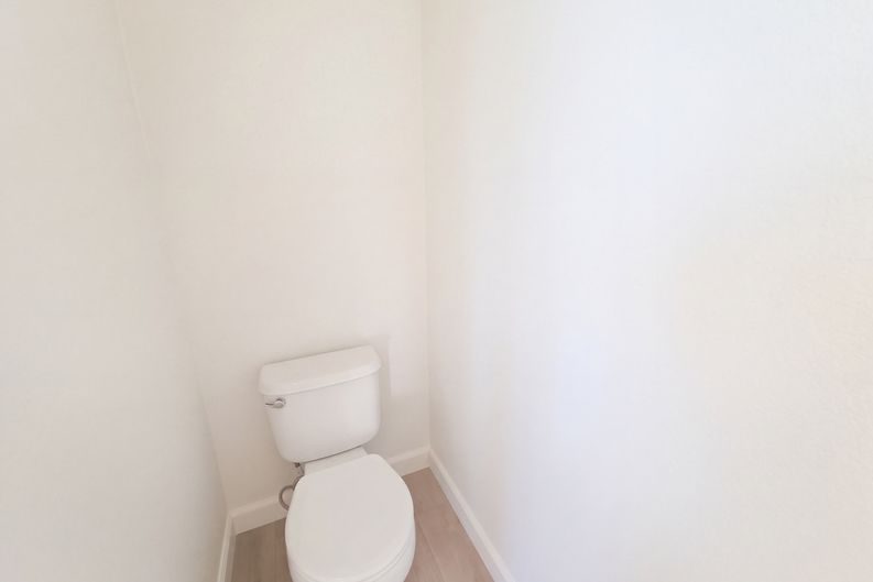 Photo 26 of 41 of 2328 Forty Niner Ct, Antioch, CA