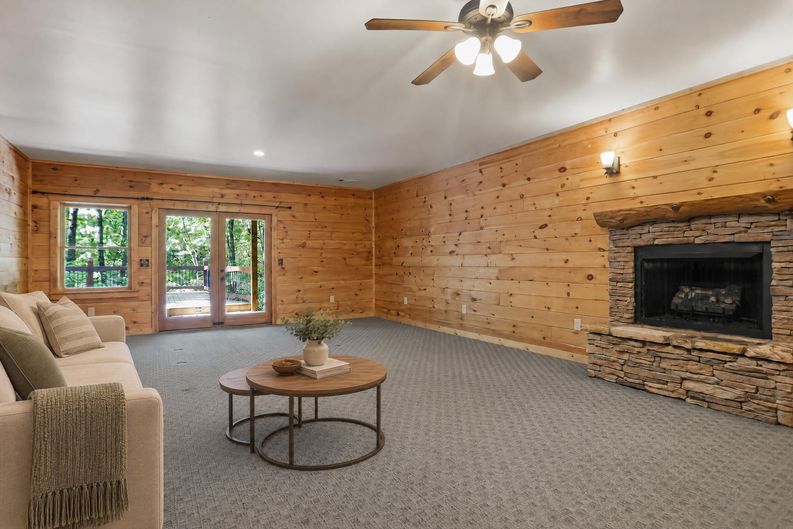 Photo 9 of 36 of 702 Ranch Mountain Dr, Dahlonega, GA