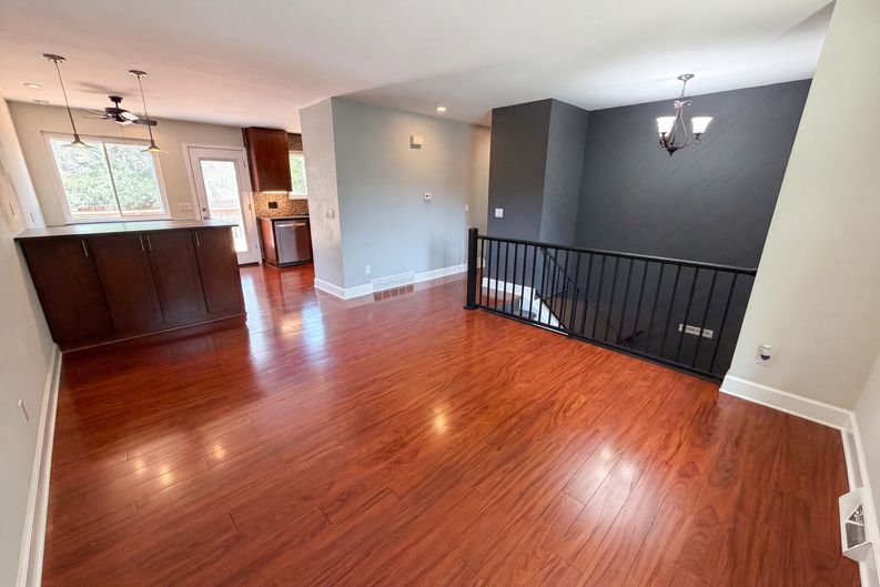 Photo 6 of 26 of 10661 Quail Ct, Broomfield, CO