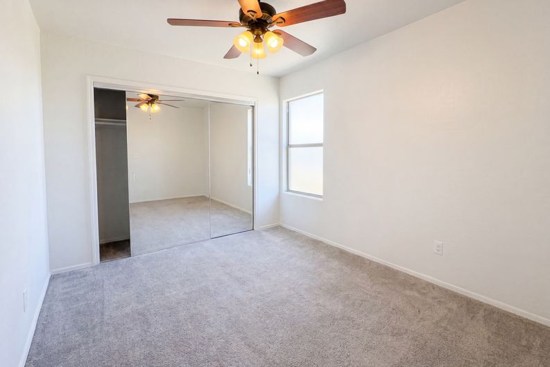 Photo 21 of 40 of 2513 W Florentine Rd, Phoenix, AZ