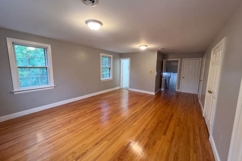 Photo 4 of 29 of 1600 Donora Ct, Henrico, VA