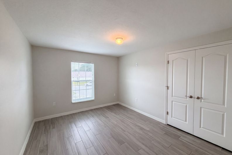 Photo 14 of 29 of 4510 Penkert Pl, Lakeland, FL
