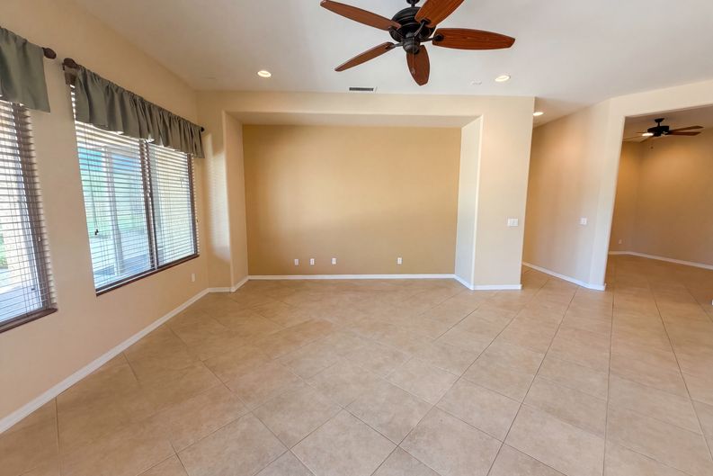Photo 3 of 31 of 20359 N 262nd Dr, Buckeye, AZ