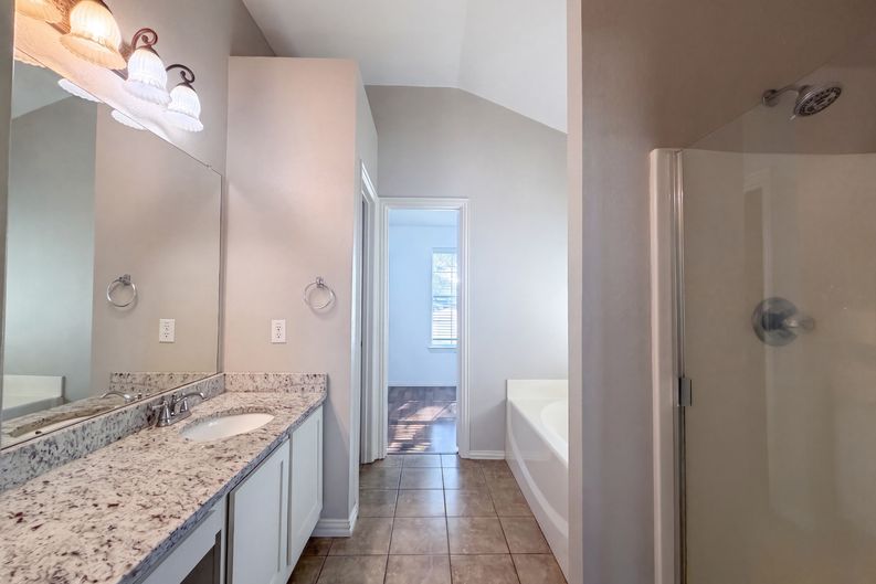 Photo 7 of 12 of 411 Tolleson Dr, Celina, TX