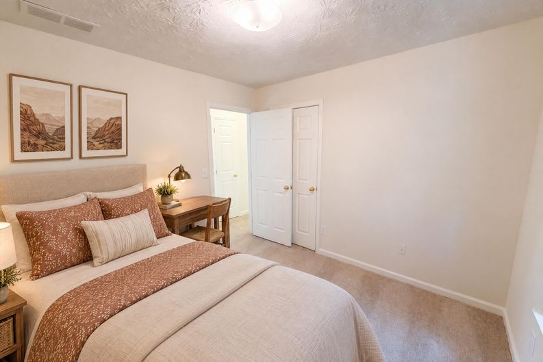 Photo 16 of 60 of 2492 Halcyon Way, Lawrenceville, GA