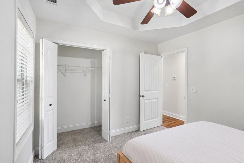 Photo 16 of 24 of 506 Leisure Lake Dr, Warner Robins, GA