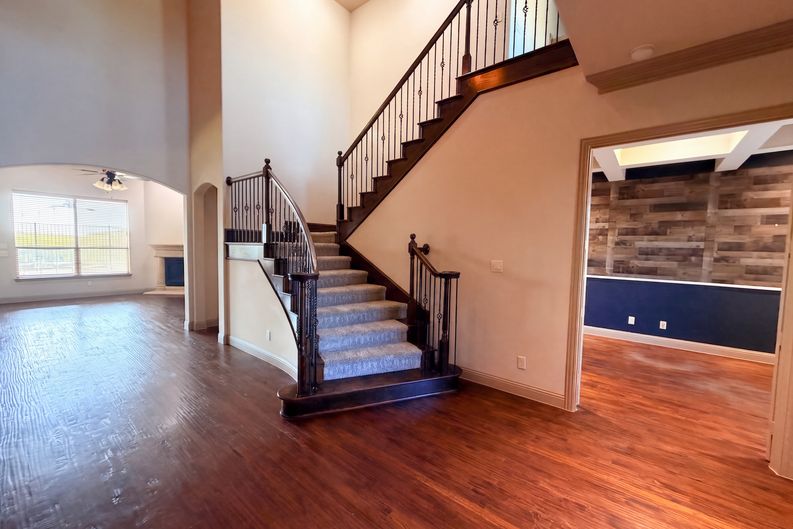 Photo 6 of 32 of 1502 Northwood Dr, Wylie, TX