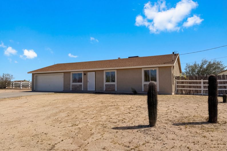Photo 6 of 20 of 23115 E Oxbow Dr, Florence, AZ
