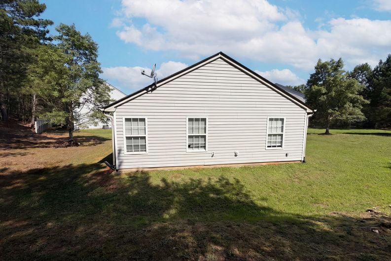 Photo 24 of 25 of 6774 Fairfax Ct, Lithonia, GA
