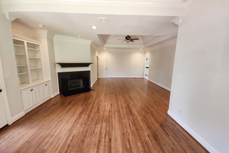 Photo 15 of 45 of 5064 Greystone Way, Hoover, AL