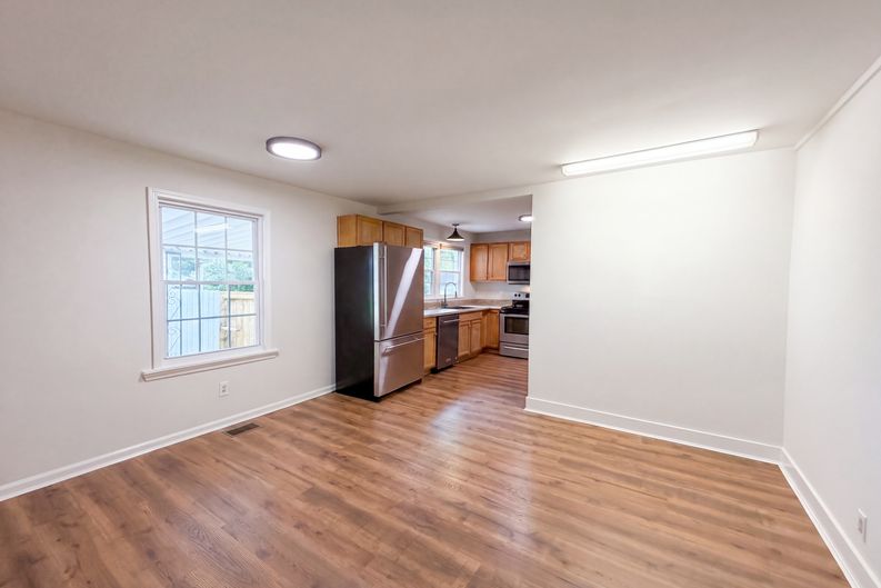 Photo 6 of 15 of 144 Morningside Ln, Columbia, TN