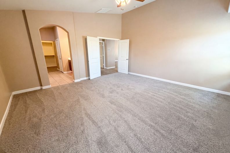 Photo 4 of 29 of 4181 S 247th Dr, Buckeye, AZ