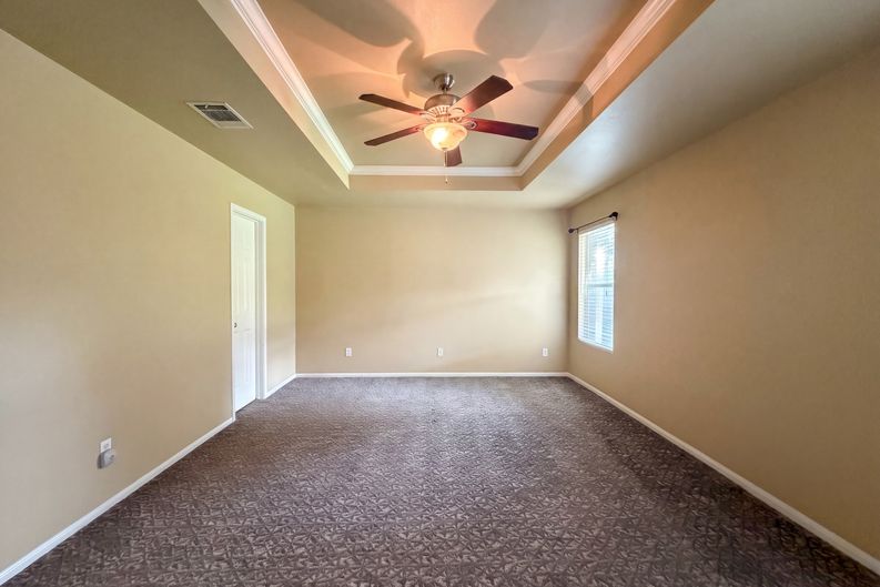 Photo 4 of 19 of 5313 Southern Crossing Dr, Temple, TX