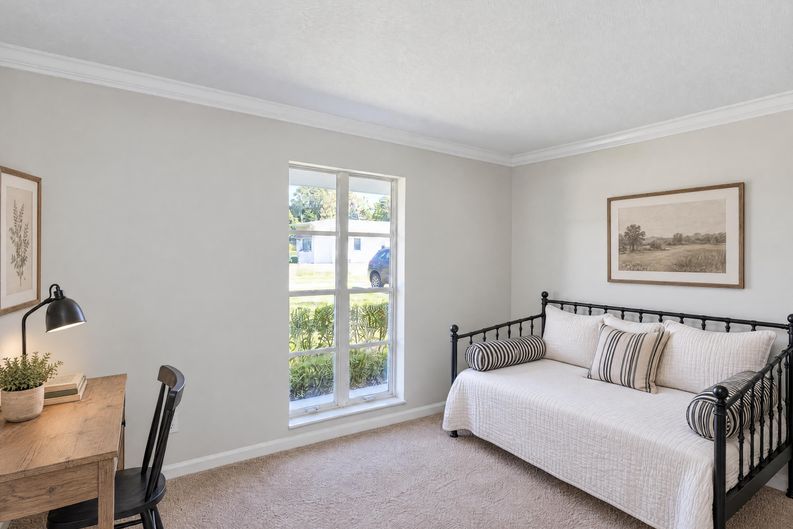 Photo 10 of 18 of 154 SE Soneto Ct, Port Saint Lucie, FL