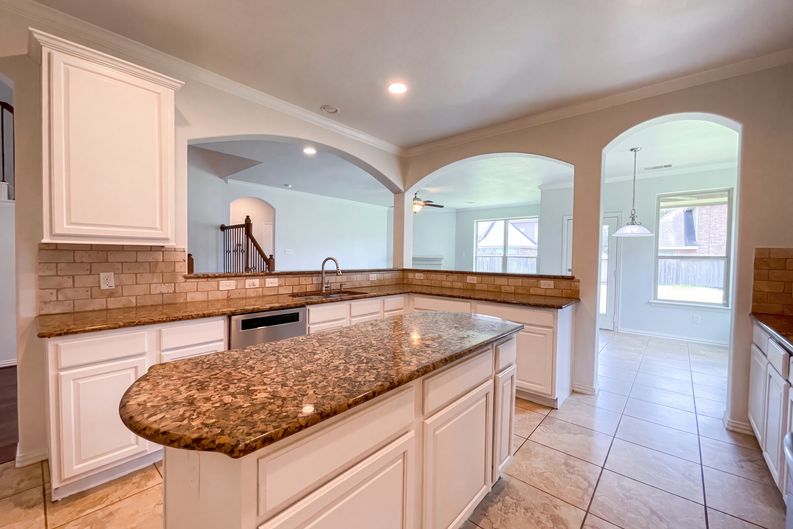 Photo 7 of 22 of 17118 Jetton Park Ln, Humble, TX