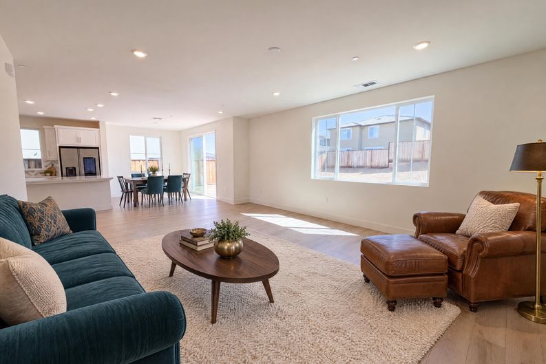 Photo 3 of 15 of 5440 Ironwood Ave, Tracy, CA