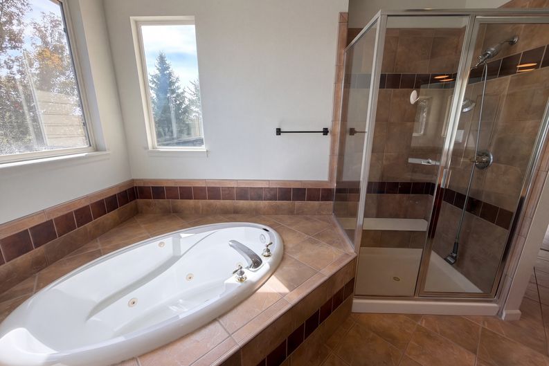 Photo 23 of 52 of 660 Stonemont Ct, Castle Pines, CO