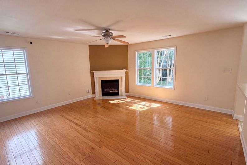 Photo 6 of 23 of 1750 Wilburn Park Ln NW, Charlotte, NC