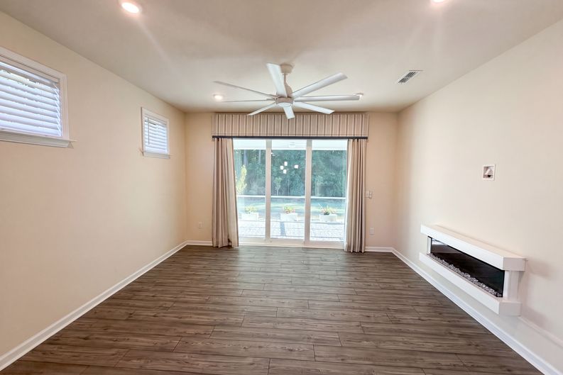 Photo 3 of 16 of 1308 Rose Gum Way, Fuquay Varina, NC