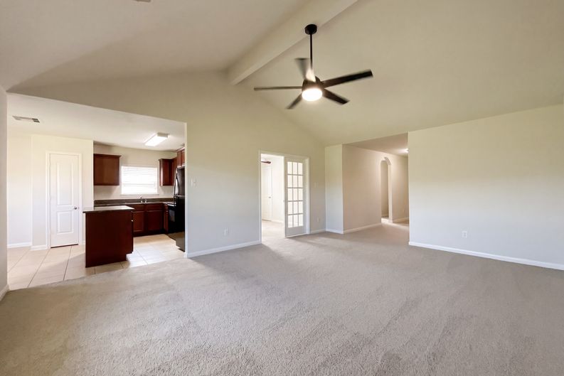 Photo 3 of 16 of 8735 Hazel Rose Sky Dr, Humble, TX