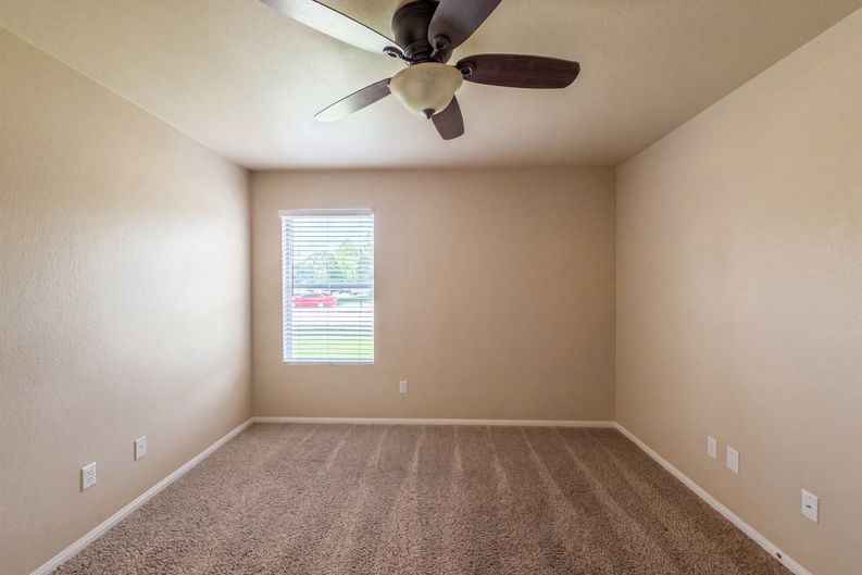 Photo 10 of 19 of 5313 Southern Crossing Dr, Temple, TX
