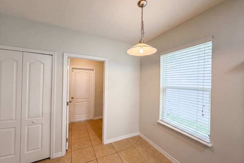 Photo 9 of 24 of 1048 Bethpage Rd, Auburndale, FL