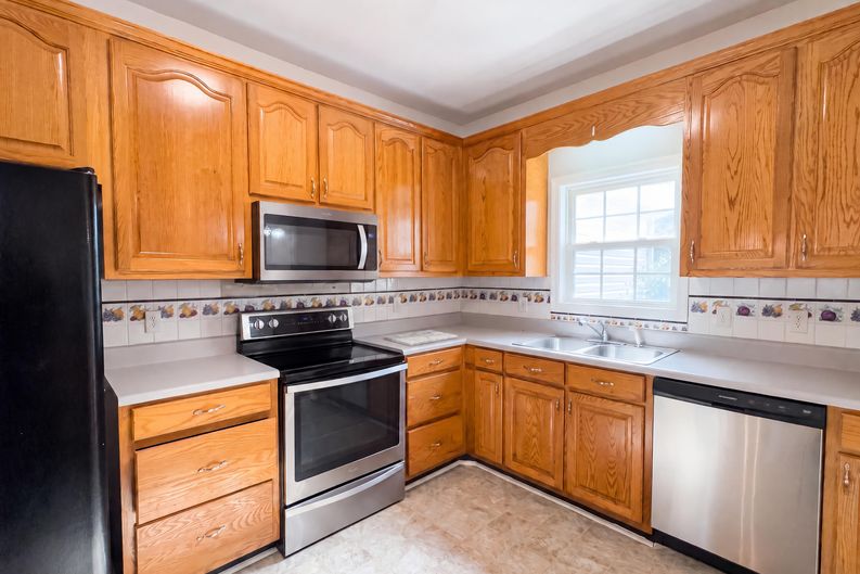 Photo 4 of 39 of 3073 Saratoga Dr, Dalton, GA