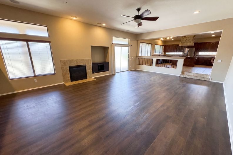 Photo 8 of 41 of 9625 W Oberlin Way, Peoria, AZ