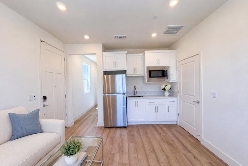 Photo 13 of 49 of 5699 Kusnick Ave, Tracy, CA