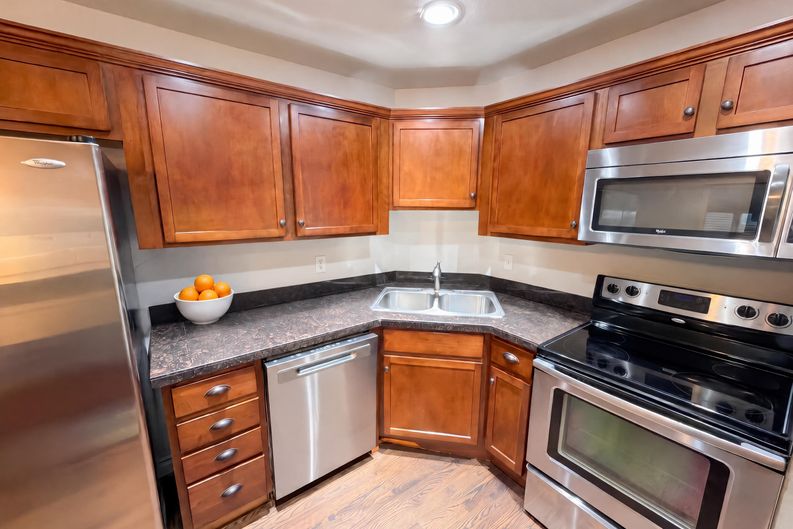 Photo 11 of 56 of 1330 Quentin St, Aurora, CO