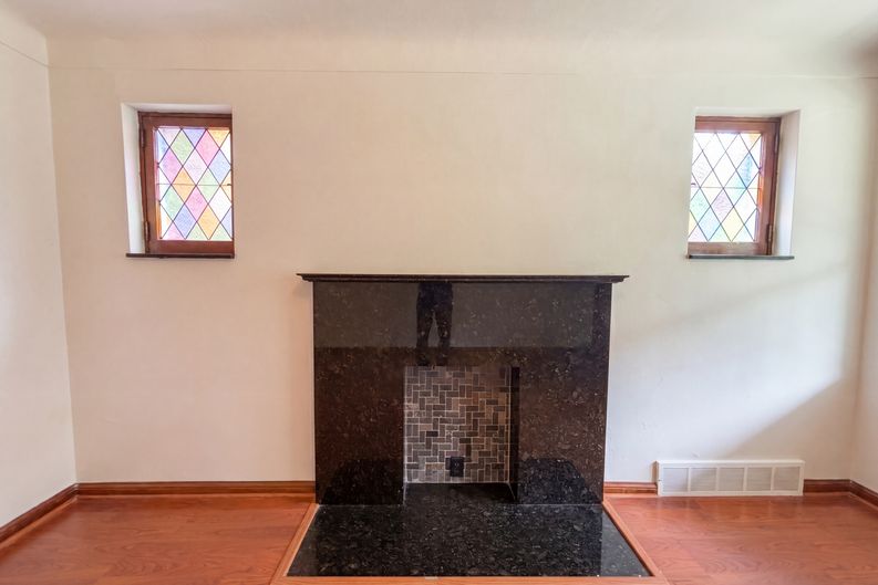 Photo 6 of 24 of 5363 Reber Pl, Saint Louis, MO