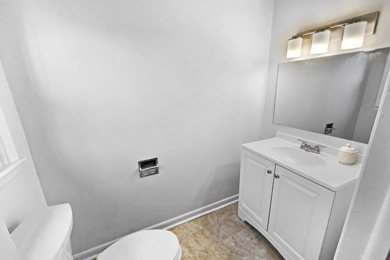 Photo 21 of 28 of 4028 Catalpa Ave, Knoxville, TN