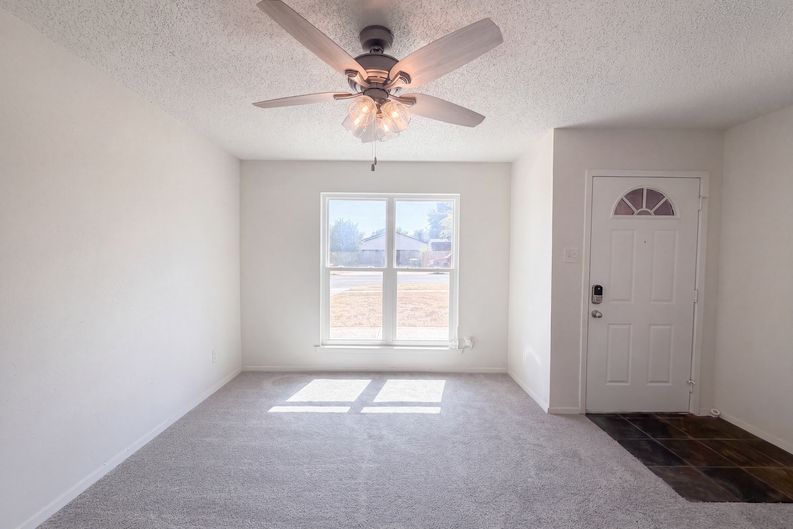 Photo 7 of 17 of 2105 Kirk Ave, Killeen, TX