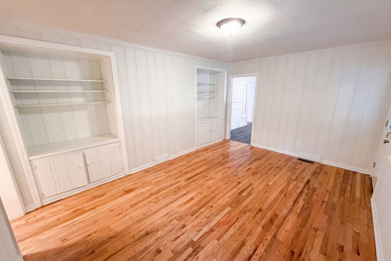 Photo 11 of 26 of 7400 Monroe Rd, Charlotte, NC