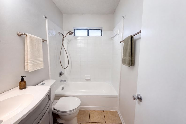 Photo 12 of 16 of 106 Nelson Dr, Copperas Cove, TX