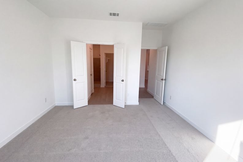 Photo 14 of 36 of 14824 Berkshire Way, San Antonio, TX