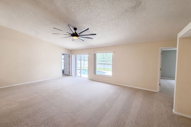 Photo 7 of 20 of 2366 Belen Dr, Deltona, FL