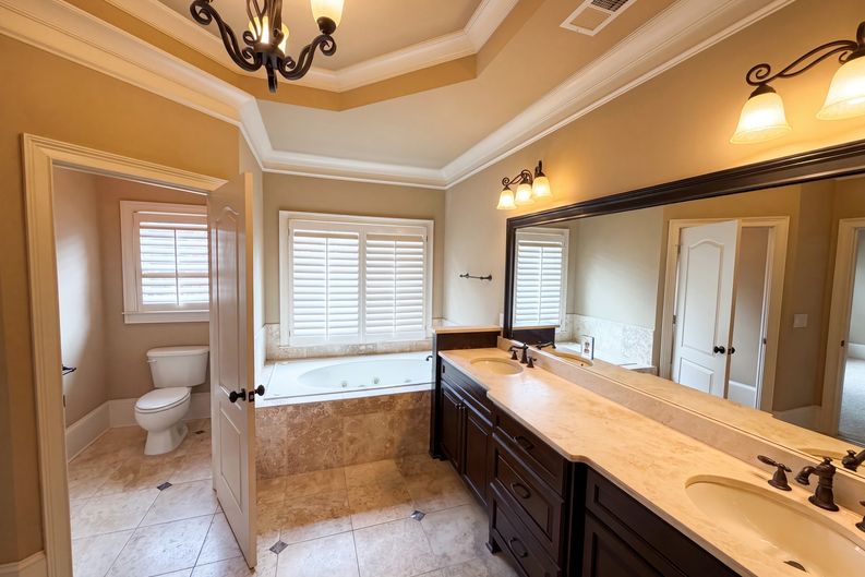 Photo 6 of 71 of 3250 Camellia Ln, Suwanee, GA