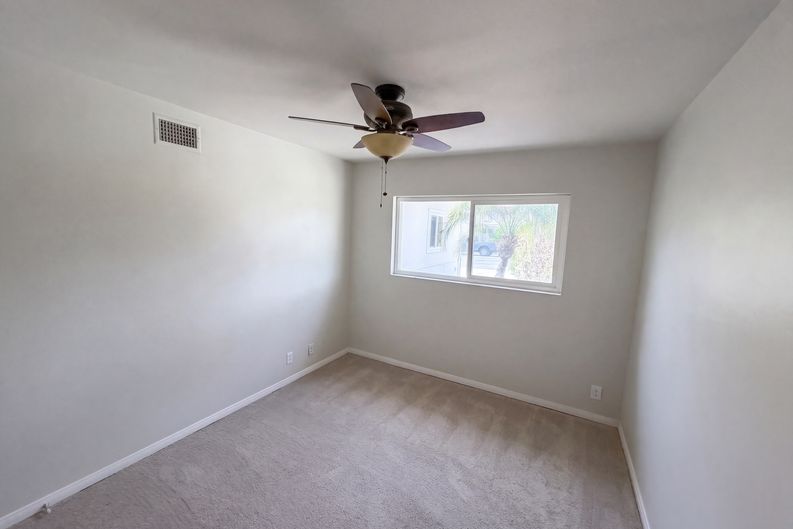 Photo 9 of 20 of 3924 Grandon Ave, San Marcos, CA