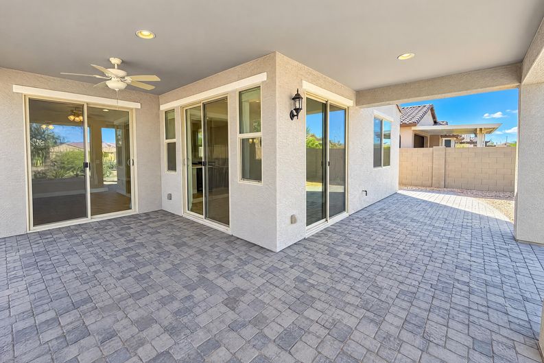 Photo 3 of 21 of 16722 S 181st Dr, Goodyear, AZ