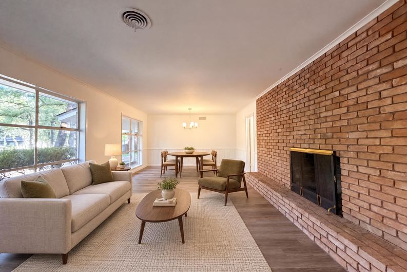 Photo 5 of 21 of 1725 Danciger Dr, Fort Worth, TX
